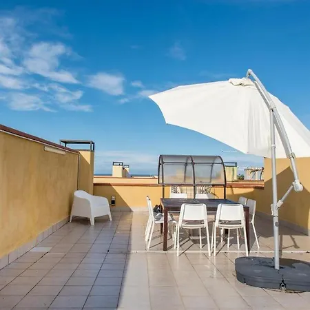 M285 - Marcelli, Comodo Trilocale Con Terrazzo Appartamento
